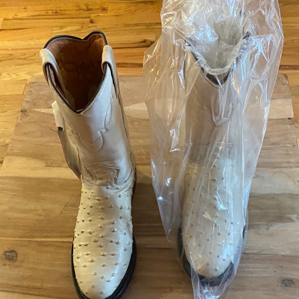Cream Western Cowboy Boots Never Worn